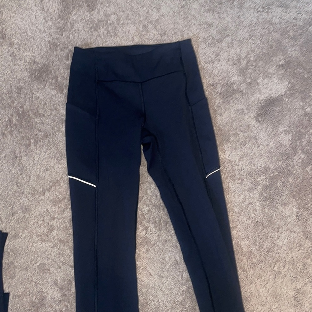 Black lululemon leggings size 2